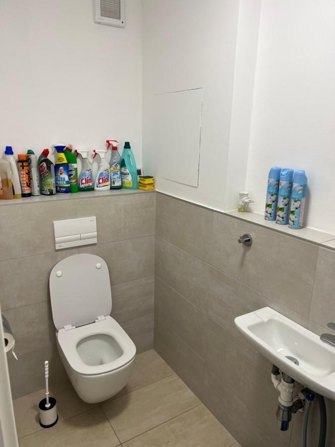 Beautiful 2 Bedroom Apartment Prostějov Esterno foto